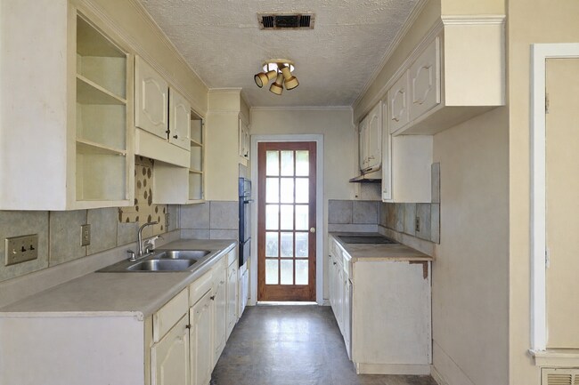 Foto del edificio - 6605 George Washington Dr