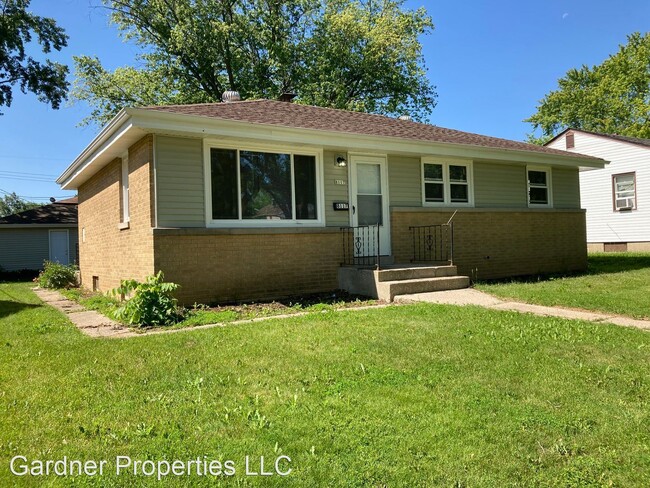 Building Photo - 3 br, 1 bath House - 8117 W. Custer Avenue