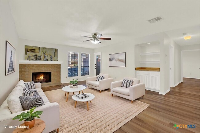 Foto del edificio - 1202 Thorpe Ln