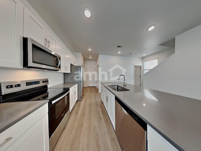 Foto del edificio - 23491 E 2nd Pl