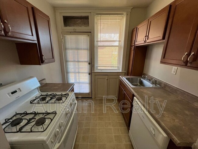 Foto del edificio - 934 Concordia Ln