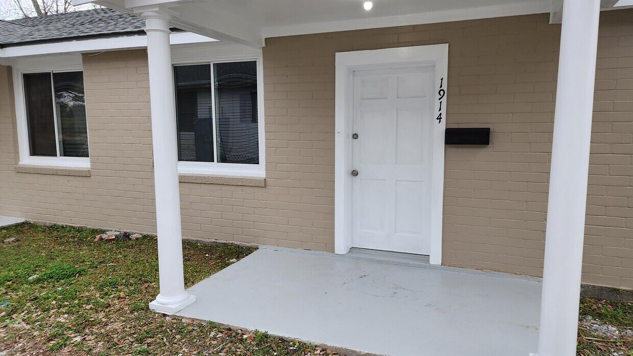 1914 Ree St Unit 1914, Chalmette, LA 70043 Room for Rent in Chalmette