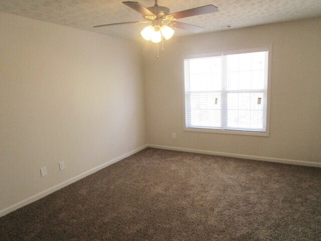 Building Photo - 4915 Markim Forest Lane