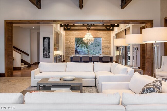 Foto del edificio - 5 Promontory Pointe Ln