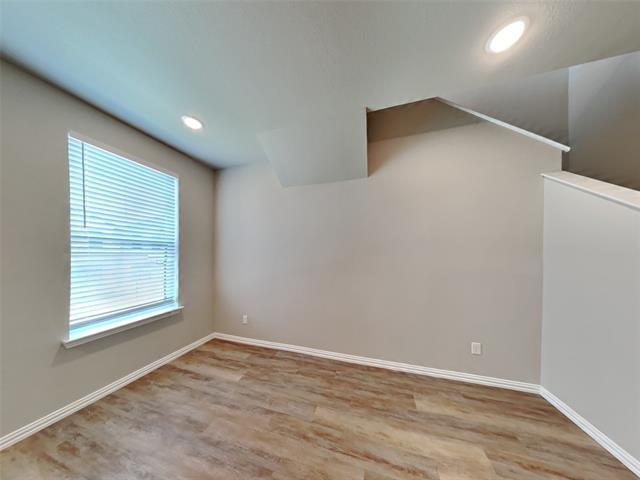 Foto del edificio - 436 Willow Crossing E