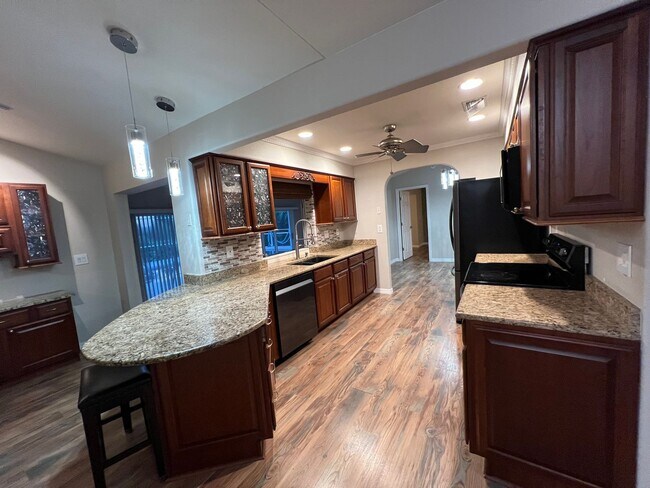 Building Photo - $2,595 ** Annual ** Custom, Renovated Pool...