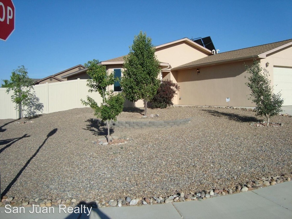 Foto principal - 1224 Turning Leaf Ln