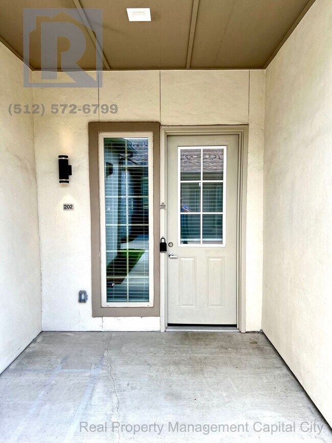 Building Photo - Comfortable 2-bedroom, 2-bathroom Condo wi...