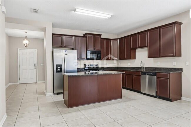 Building Photo - 743 Sunny Stroll Dr