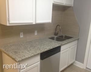 Building Photo - 3065 Willow Pl