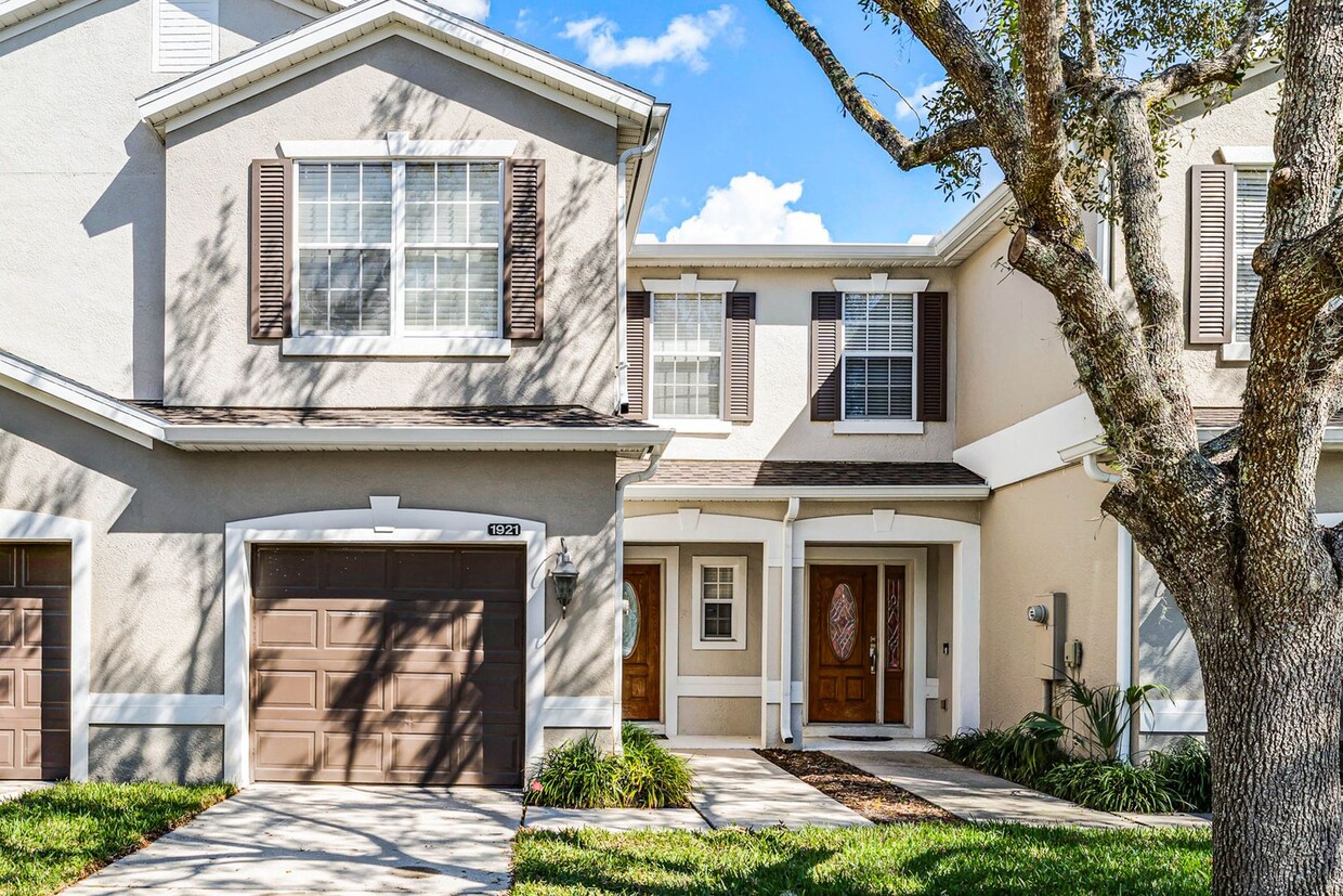 Foto principal - Beautiful 3/2/1 Large Apopka Townhome