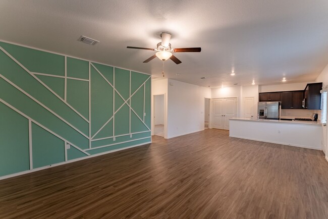 Foto del edificio - Contemporary 3bd/2ba in SouthEast Austin!