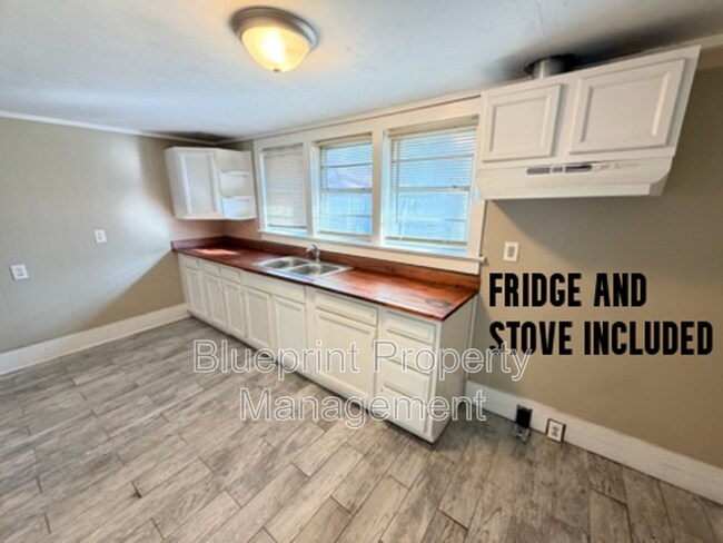 Building Photo - 6609 Avenue O