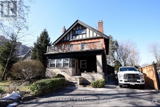 Building Photo - 2177 Lakeshore Rd.