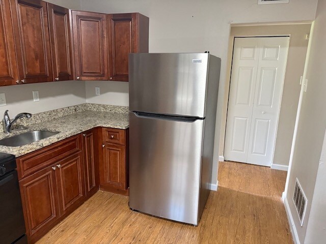 Foto del edificio - 671 Southwell Ln