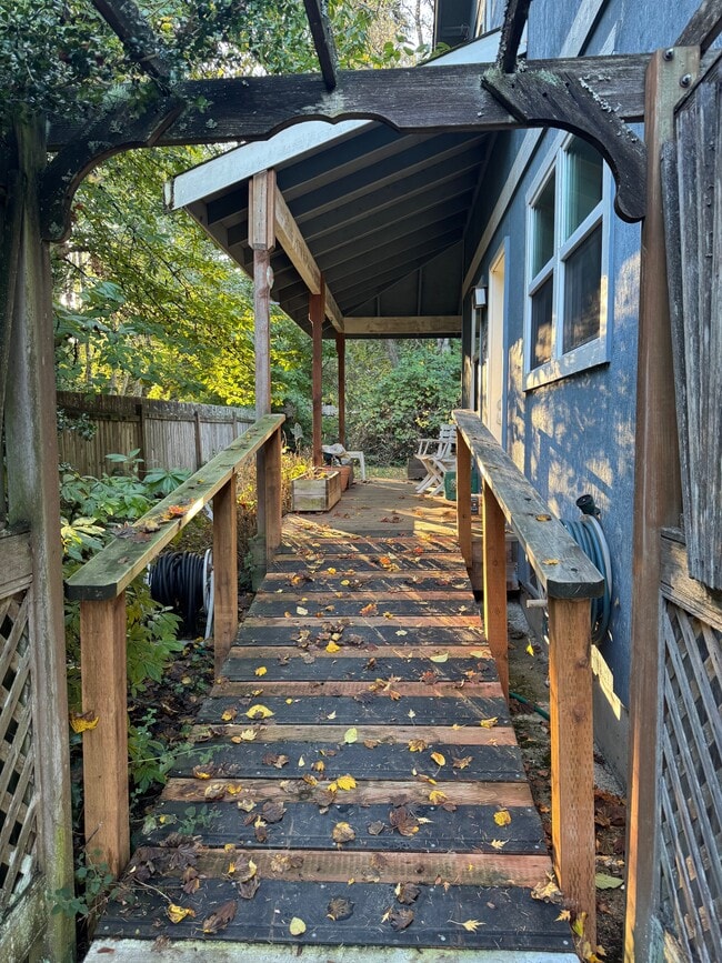 Foto del edificio - 18226 Vashon Hwy SW