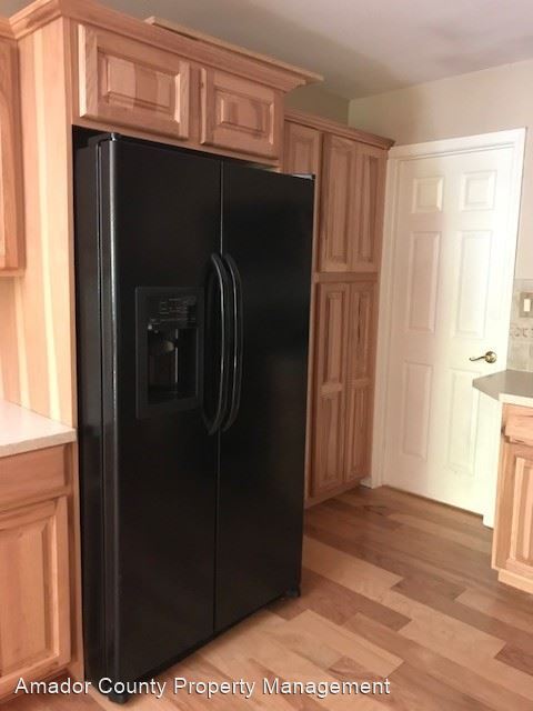 Foto del edificio - 3 br, 2 bath House - 14245 Pine Grove Volc...