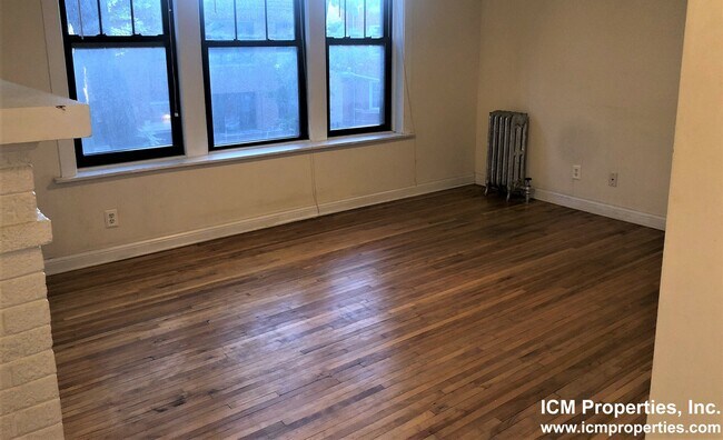 Foto del edificio - 2255 W Argyle St
