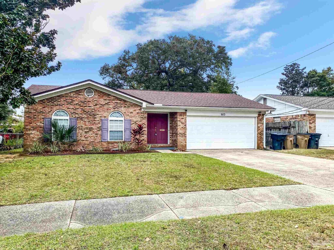1613 E Gonzalez St, Pensacola, FL 32501 House Rental in Pensacola, FL