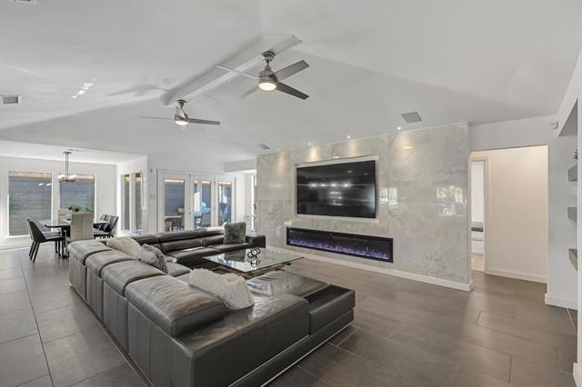 Foto del edificio - 6802 Duffield Dr