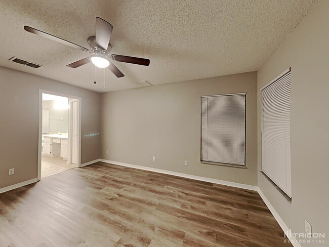 Building Photo - 1708 Scotch Pine Dr