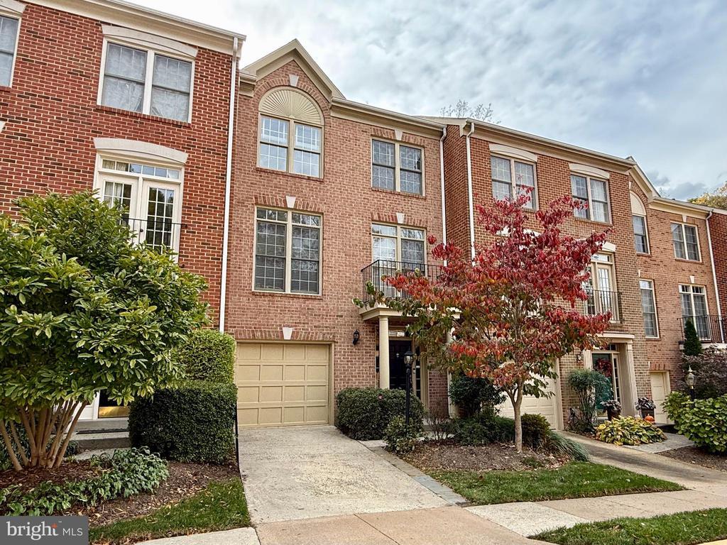 Foto del edificio - 11405 Summer House Ct