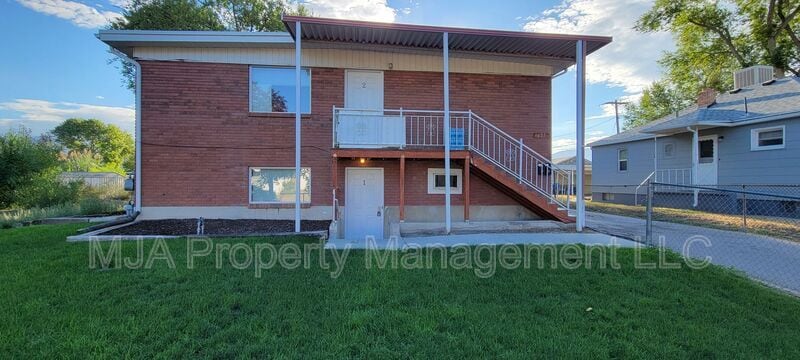 Photo - 655 S 1000 W