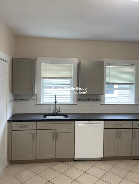 Foto principal - 51 Parker St