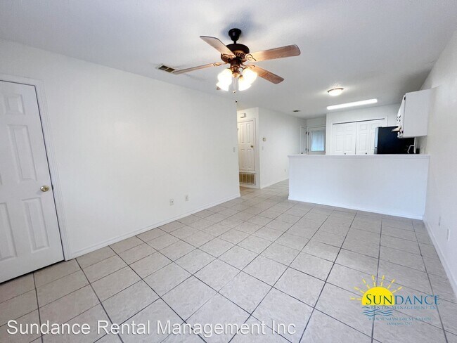 Building Photo - 2 br, 1 bath House - 229 Lindberg Street