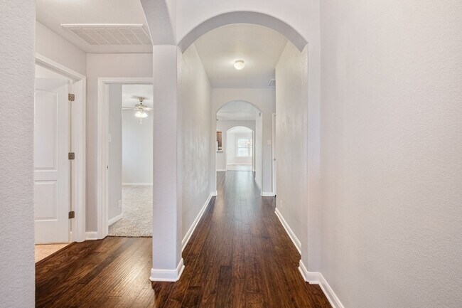Building Photo - Appealing 3 Bedroom, 2 Bath Home in George...