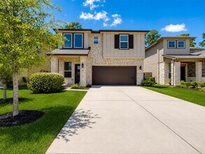 Building Photo - 7087 Silverleaf Oak St