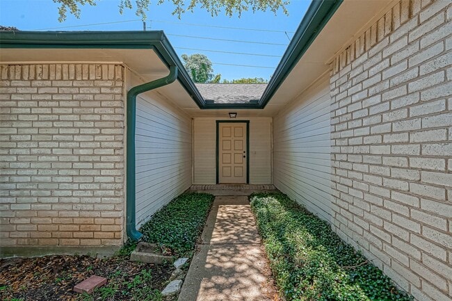 Foto del edificio - 923 Mayweather Ln