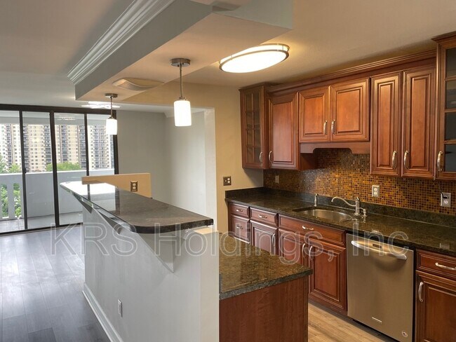 Foto del edificio - 6101 Edsall Rd