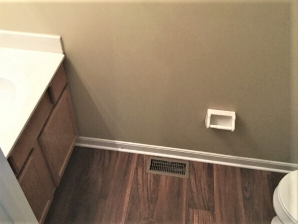 Building Photo - 325 Steeplechase Lane