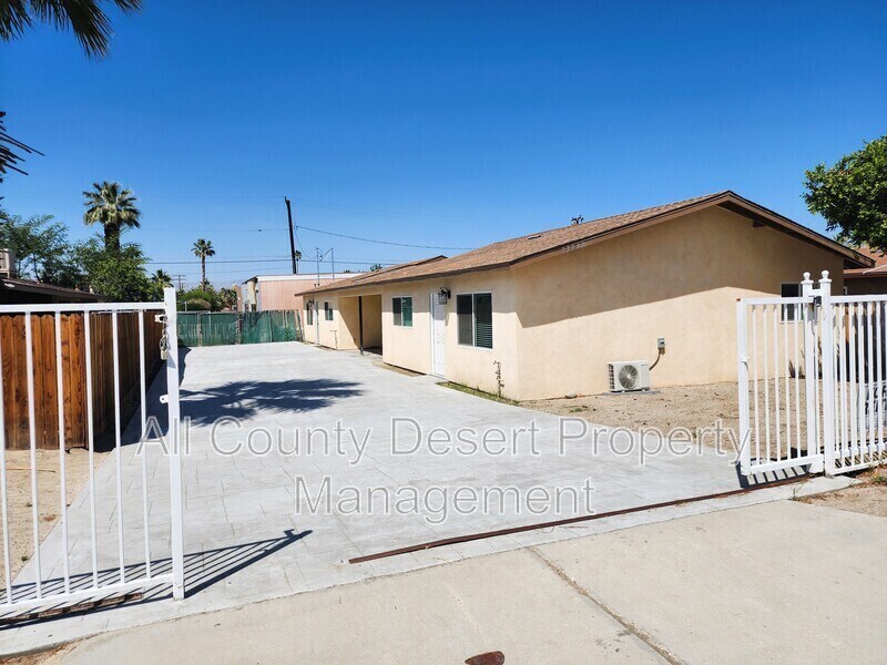 Primary Photo - 73930 Santa Rosa Way