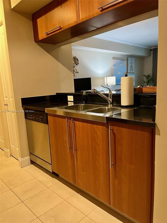 600 W Las Olas Blvd Unit 1606S, Fort Lauderdale, FL 33312 Condo for