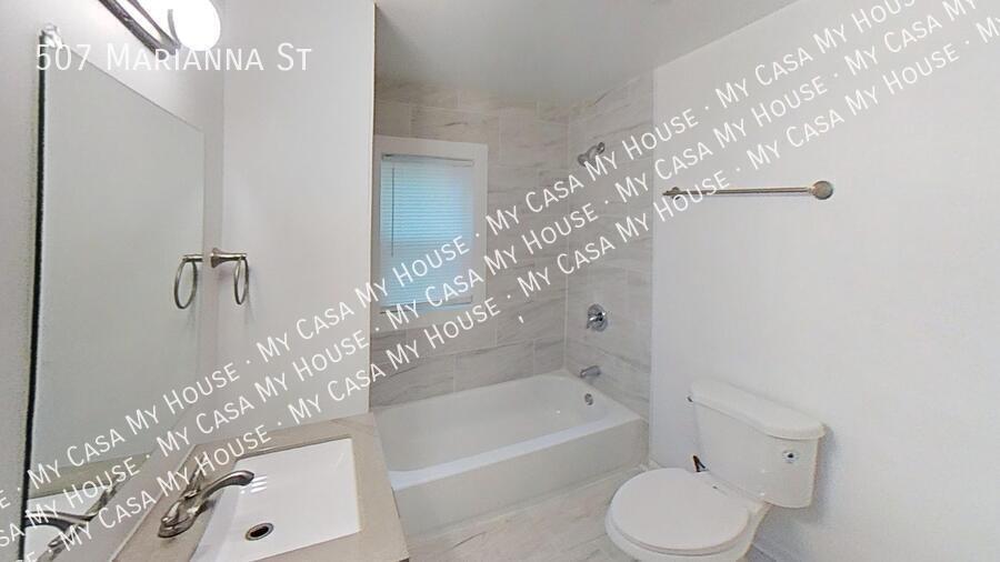 Foto principal - 507 Marianna St