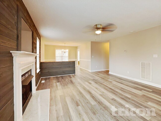 Foto del edificio - 196 Clarence Ln
