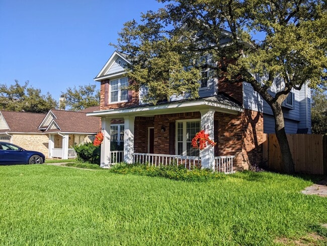 Building Photo - 1060 Maltese Ln