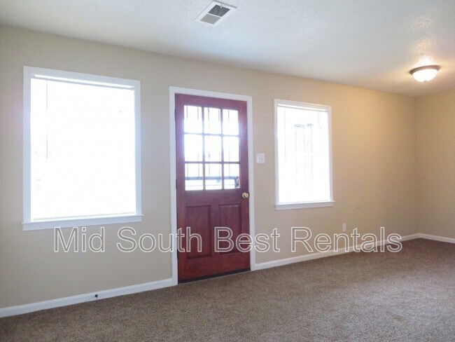 Foto del edificio - 3455 Rebeh Rd
