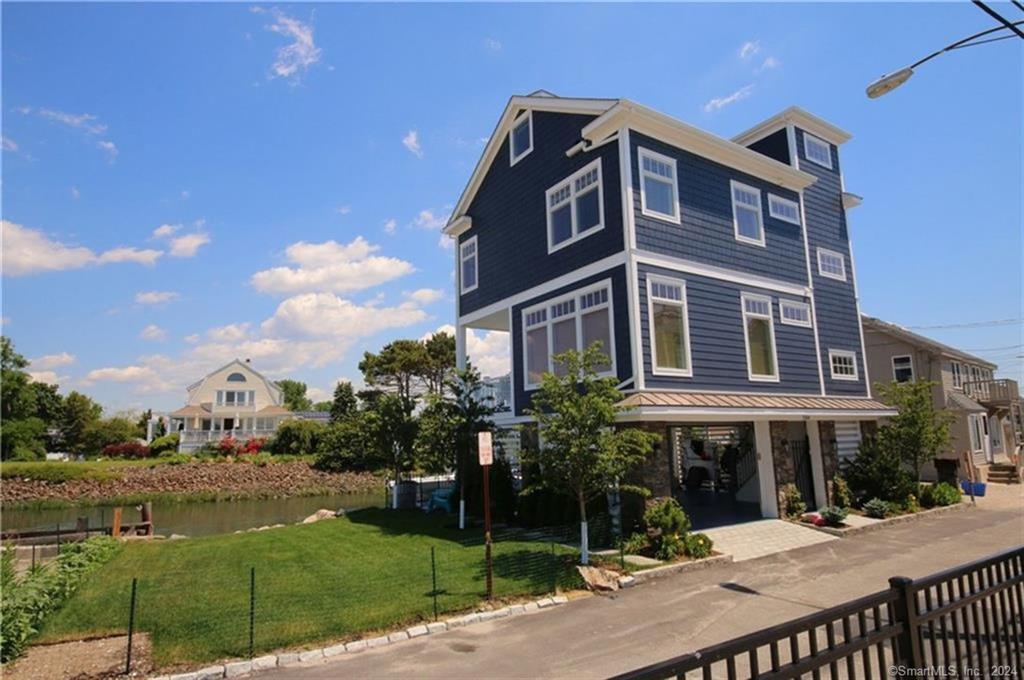 Primary Photo - 2154 Fairfield Beach Rd