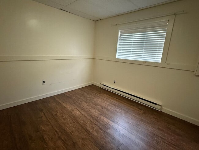 Building Photo - 311 Kearsarge Rd