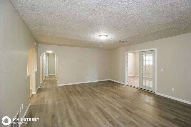 Building Photo - 309 S Morgan Drive, Moore, OK 73160