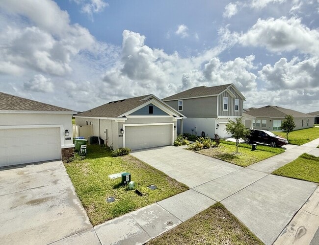Building Photo - 1240 Tyler Lp