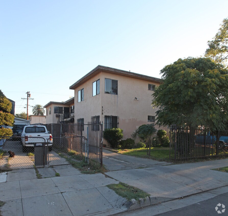Primary Photo - 135 E Avenue 40