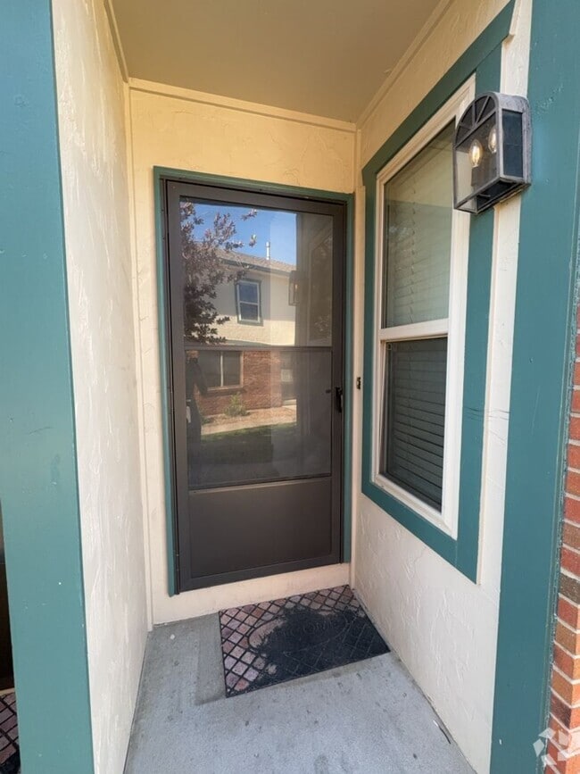 Building Photo - 916 44th Ave Ct