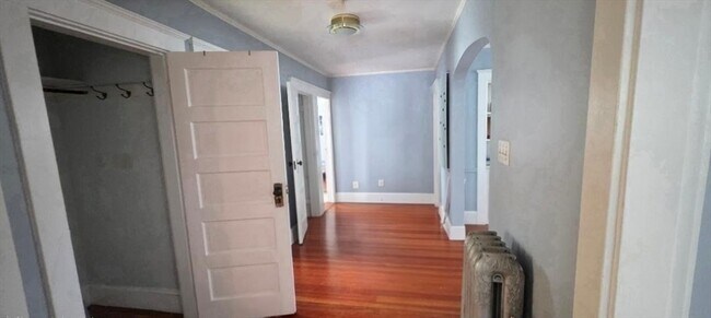 Foto del edificio - 176 Safford St