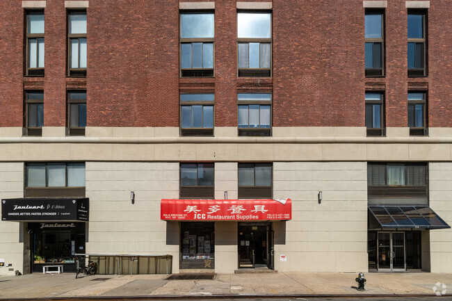 Lower Exterior & Retail - Ice House Condominiums