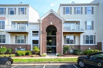 Building Photo - 46893 Eaton Terrace
