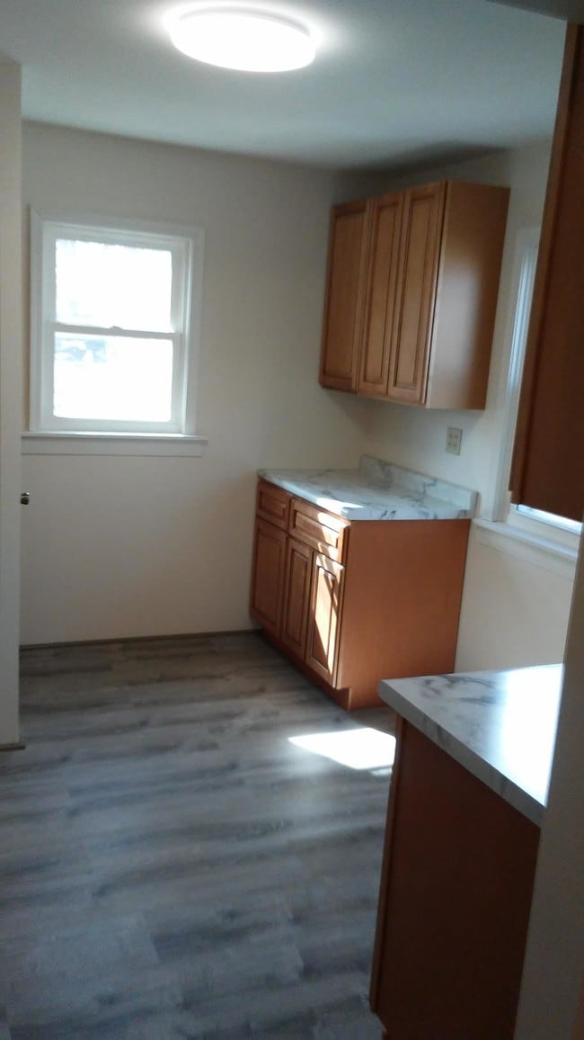 Foto del edificio - 427 N Briggs St